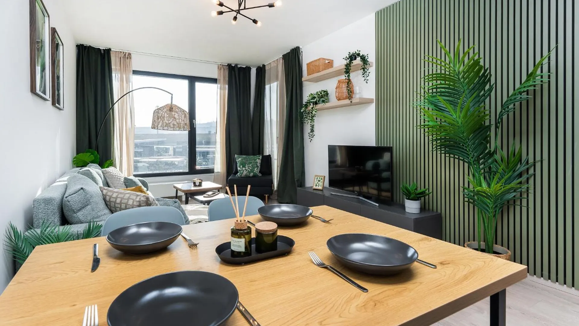 2 Min Walk O2 Arena New Dinopark Apartment Prague