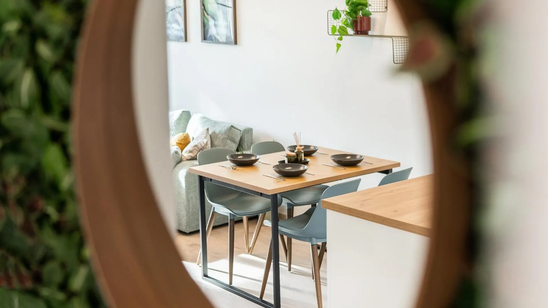 2 Min Walk O2 Arena New Dinopark Apartment Prague