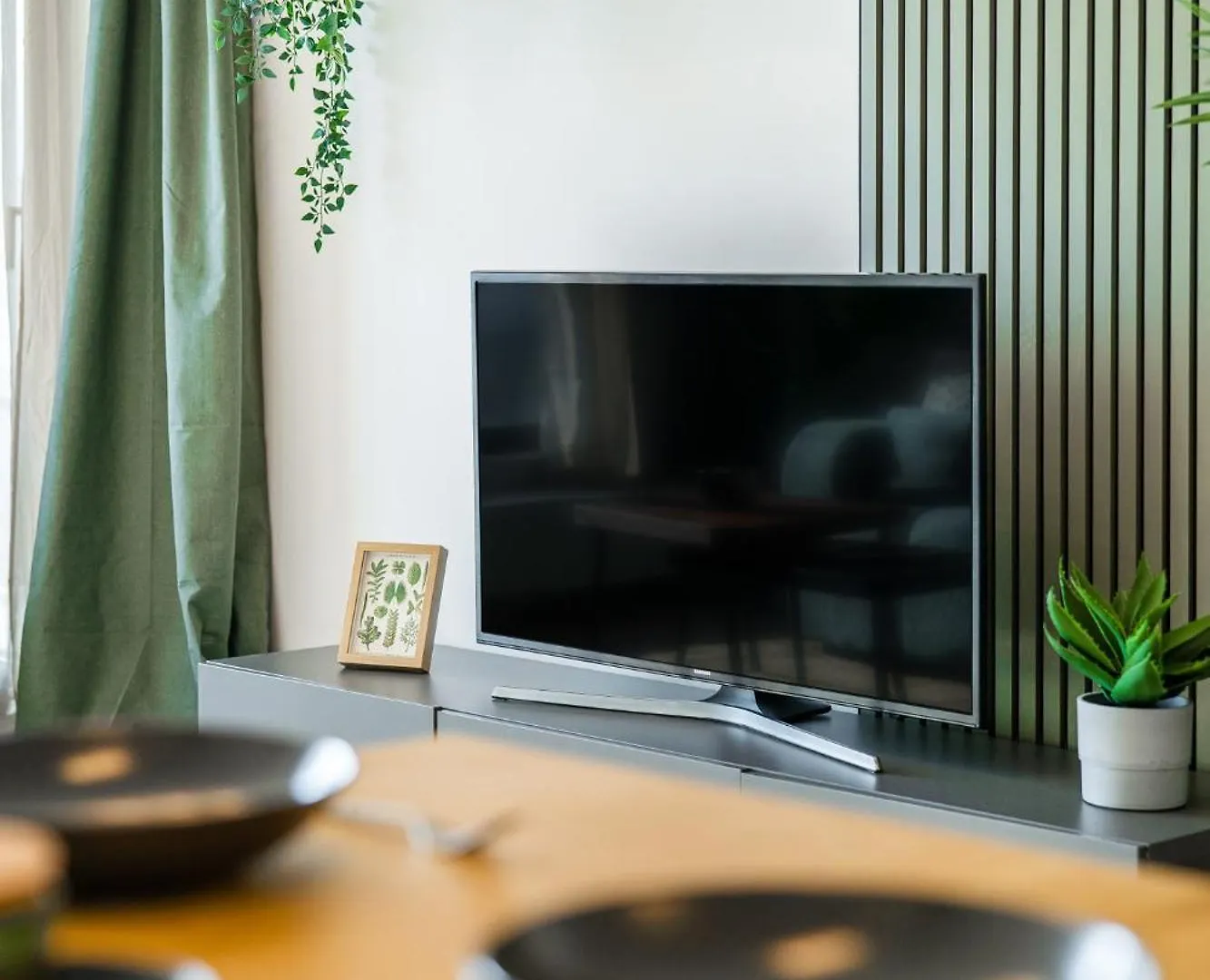 2 Min Walk O2 Arena New Dinopark Apartment Prague